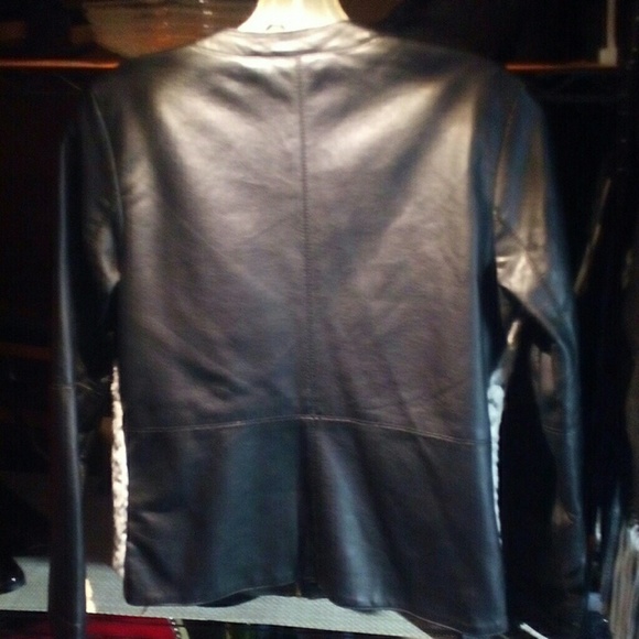 zip up vegan leather jacket - Picture 3 of 5